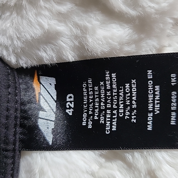 Sports Bra - Picture 3 of 5